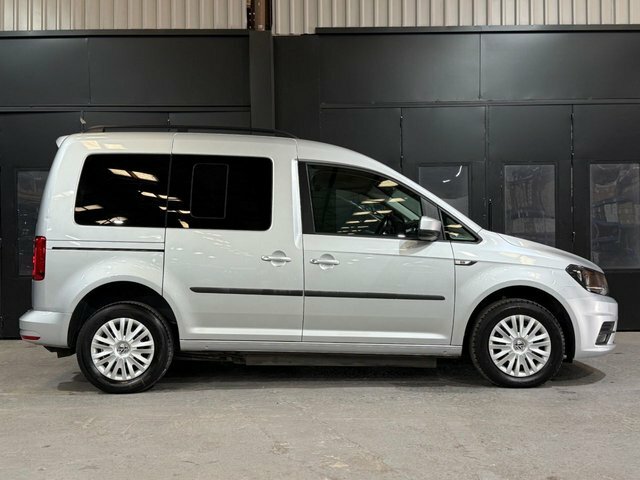 Volkswagen Caddy Life Tdi Bluemotion Tech Mpv Silver #3