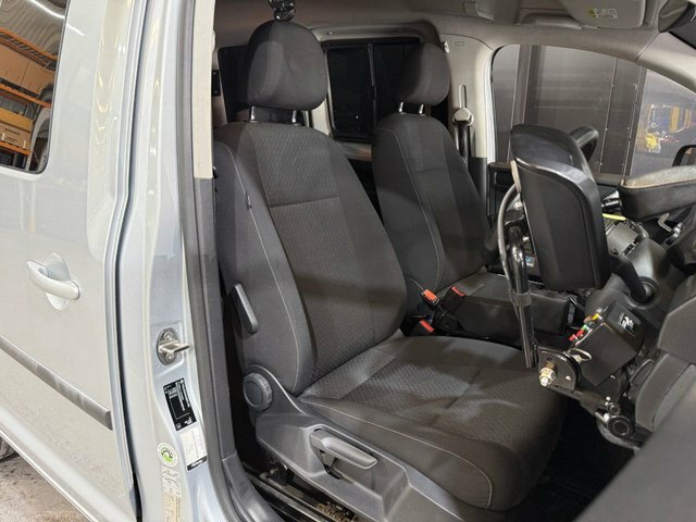 Volkswagen Caddy Life 1.6 Tdi Cr Dsg Euro 5 Purple #15