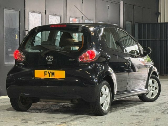 Toyota Aygo Vvt-i Black Hatchback Black #6