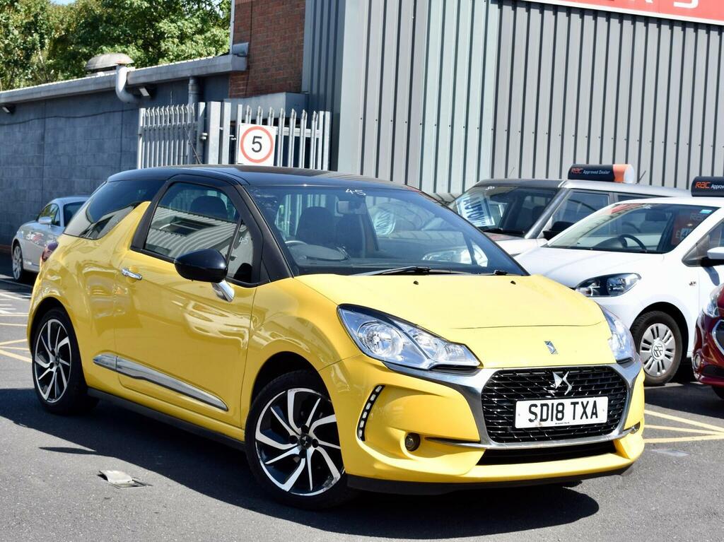 DS DS 3 Hatchback 1.2 Puretech Connected Chic Euro 6 Yellow