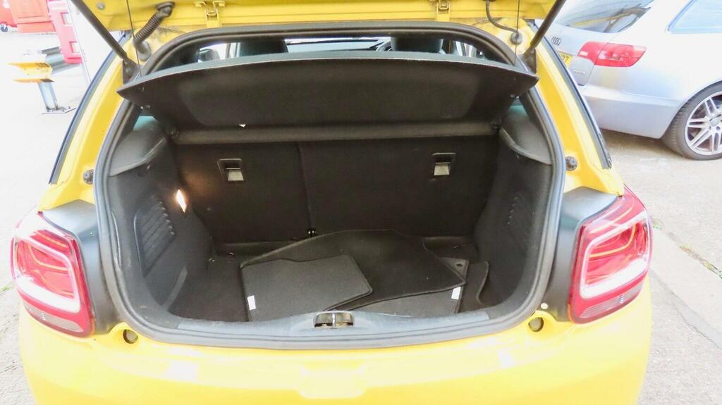 Citroen DS3 1.6 Vti Dstyle Plus Euro 5 Yellow #6