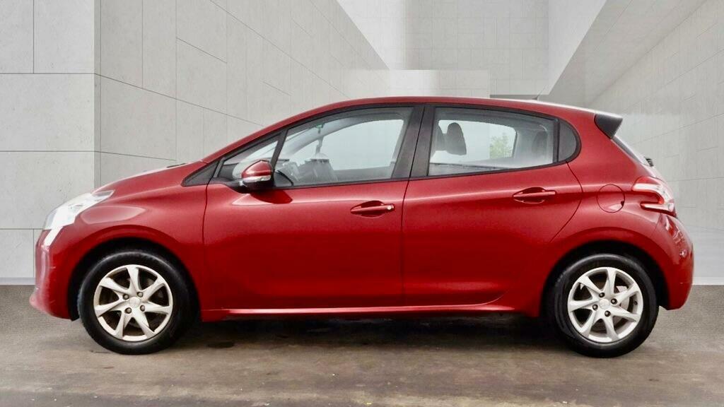 Peugeot 208 Hatchback 1.2 E-vti Puretech Active Egc Euro 5 S Red #4