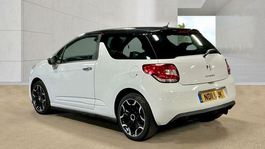 Citroen DS3 1.6 Vti Dstyle Plus Euro 5 White #4