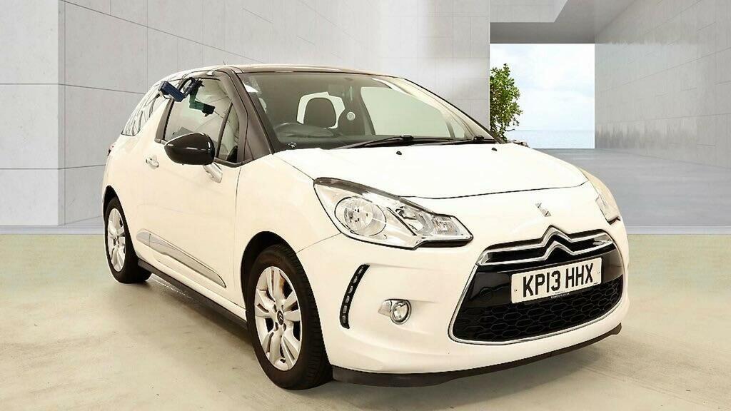 Citroen DS3 Hatchback 1.6 Vti Dstyle Euro 5 201313 White