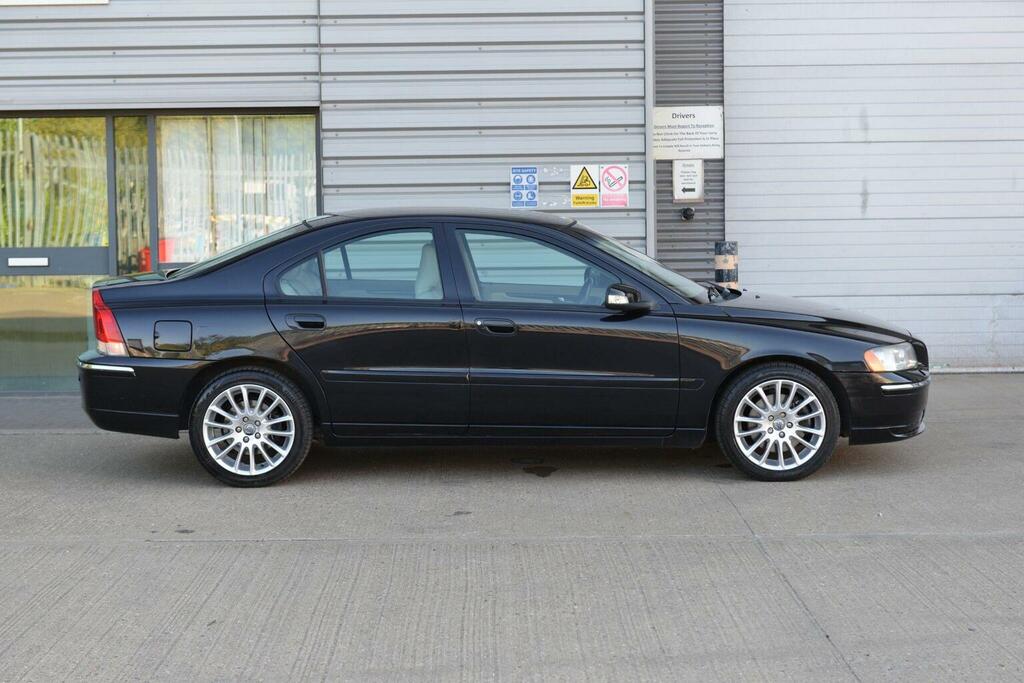 Volvo S60 2.0T Se Lux Black #5