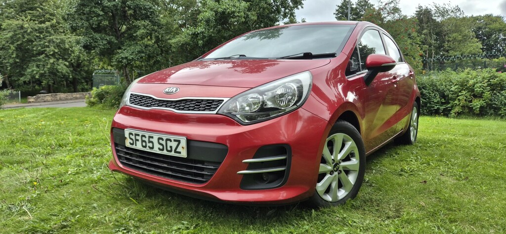 Kia RIO Hatchback 1.3 2 2015 Red