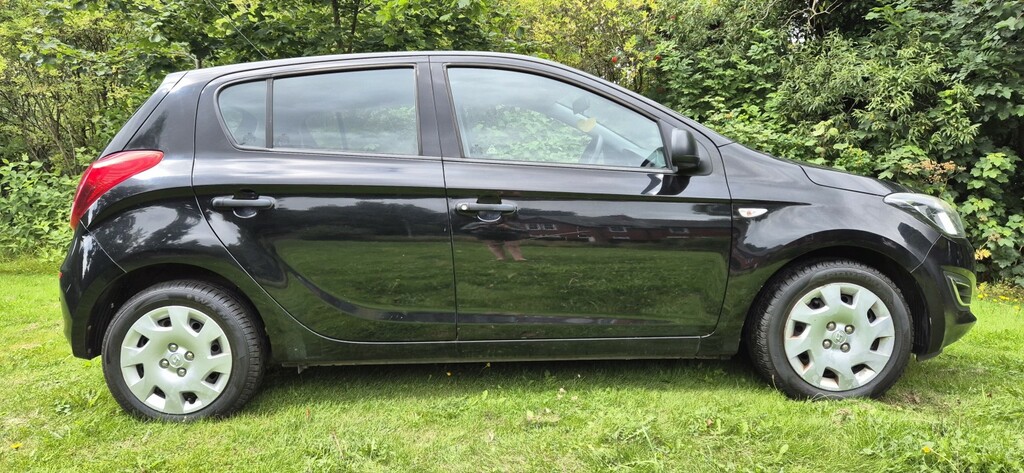 Hyundai I20 1.2 Classic Black #6