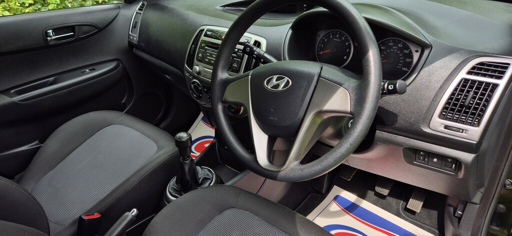 Hyundai I20 1.2 Active Hatchback Euro 5 85 White #11