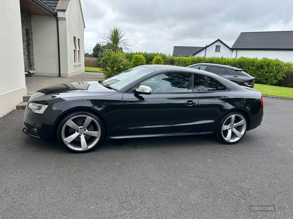 Audi A5 S5 Quattro Black Edition S Tronic YA15AYX Black #3