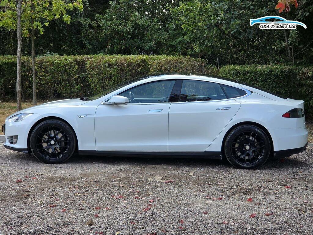 Tesla Model S Hatchback White #4