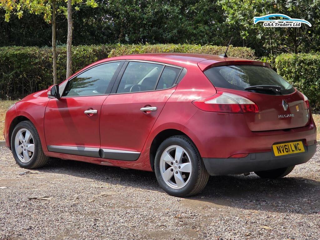 Renault Megane 1.5 Dci Dynamique Tomtom Euro 5 Red #5