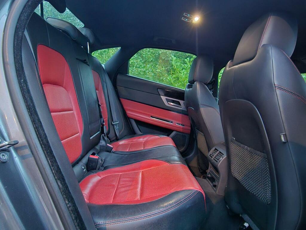 Jaguar XF 2.2D R-sport Black #12
