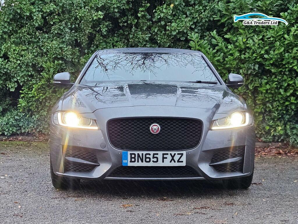 Jaguar XF 2.0D R-sport Euro 6 Ss Grey #2