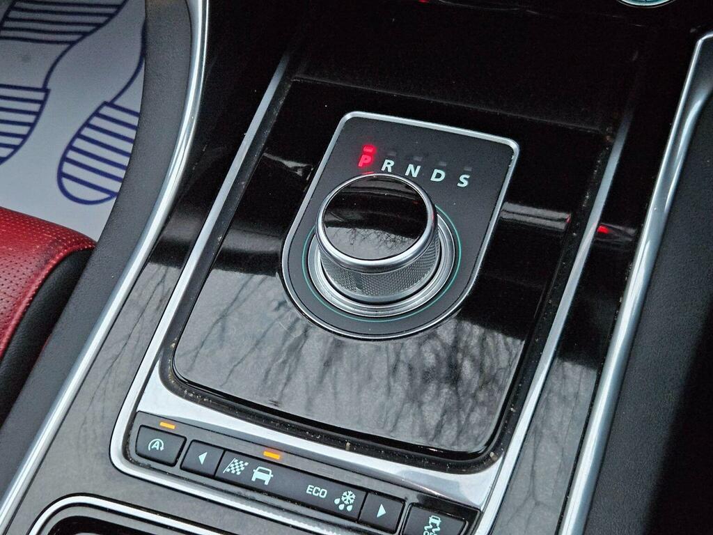 Jaguar XF 2.2D R-sport Black #22