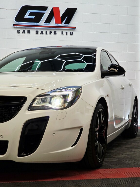 Vauxhall Insignia 2.8 T V6 Vxr Supersport GV65YOP White #2