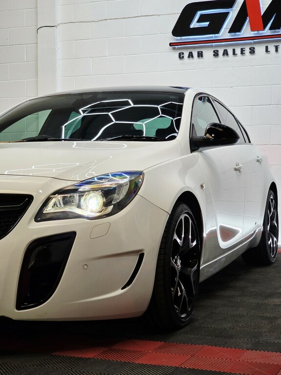 Vauxhall Insignia 2.8 T V6 Vxr Supersport GV65YOP White #5