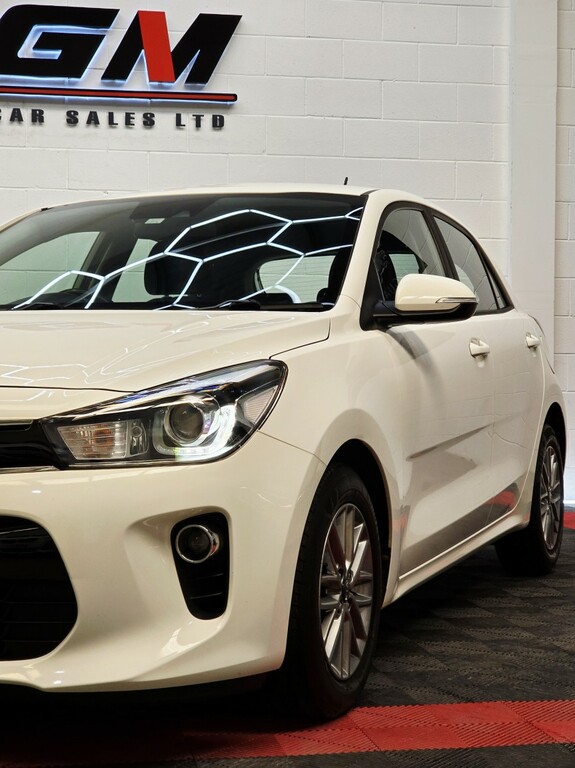 Kia RIO 1.4 2 White #3