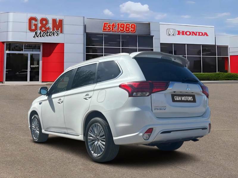 Mitsubishi Outlander 2.4 Phev Design - 2020 70 White #6