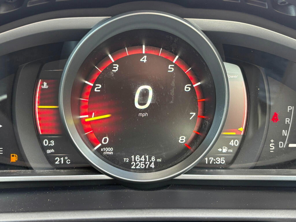 Volvo V40 T2 122 Momentum Nav Plus Geartronic Silver #13