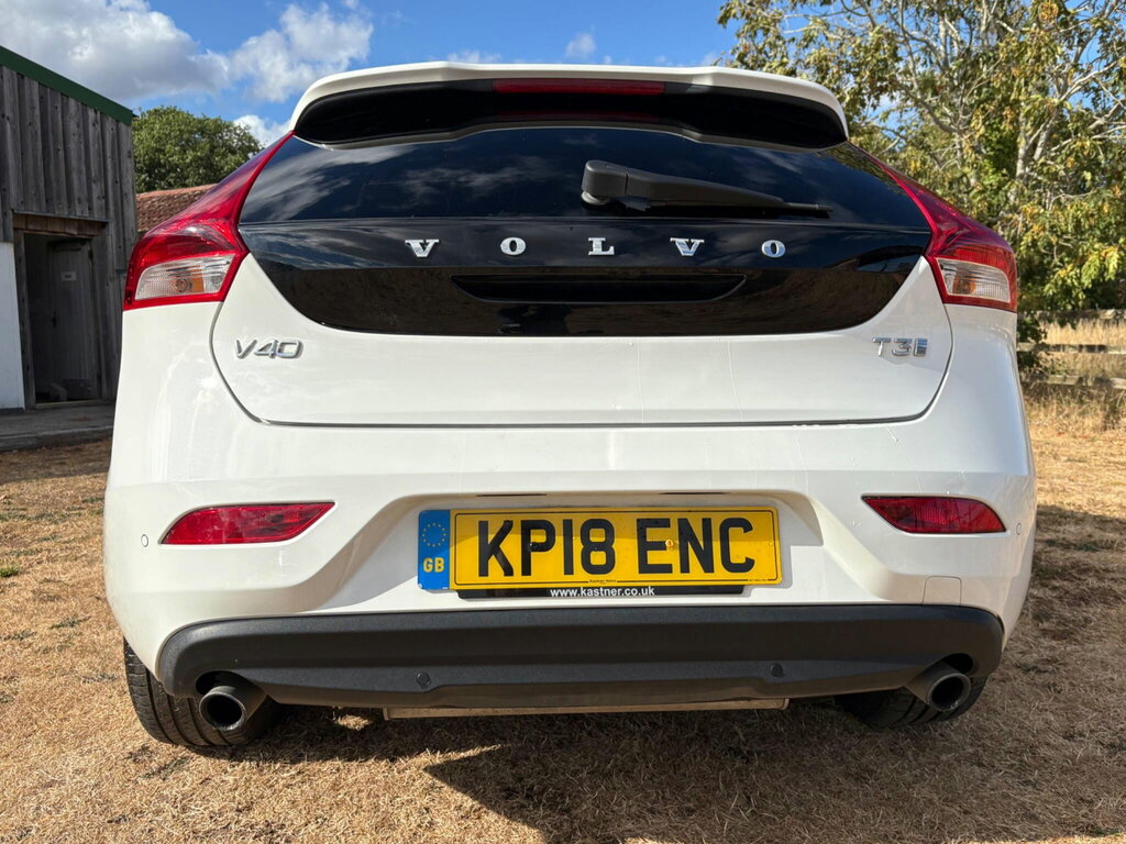 Volvo V40 T2 122 Momentum Nav Plus Geartronic Silver #7