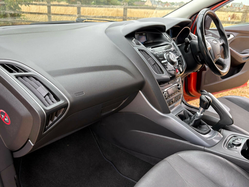 Ford Focus 1.6 Tdci 115 Zetec Silver #12