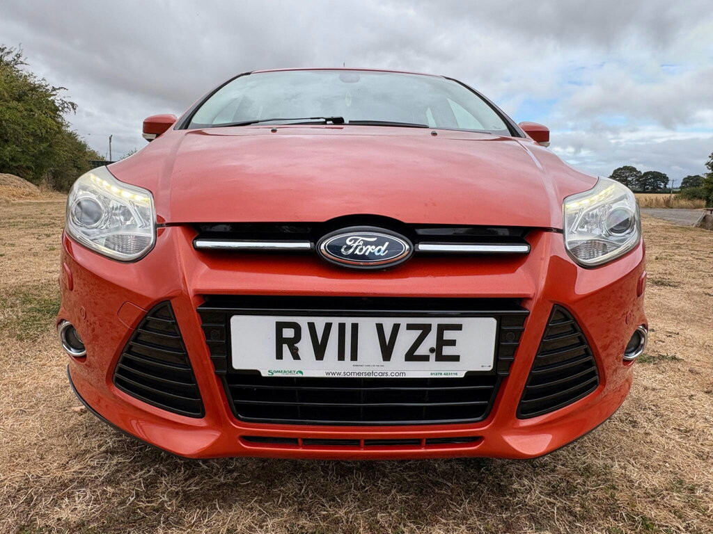 Ford Focus 1.6 Tdci Titanium X Euro 5 Ss Red #4