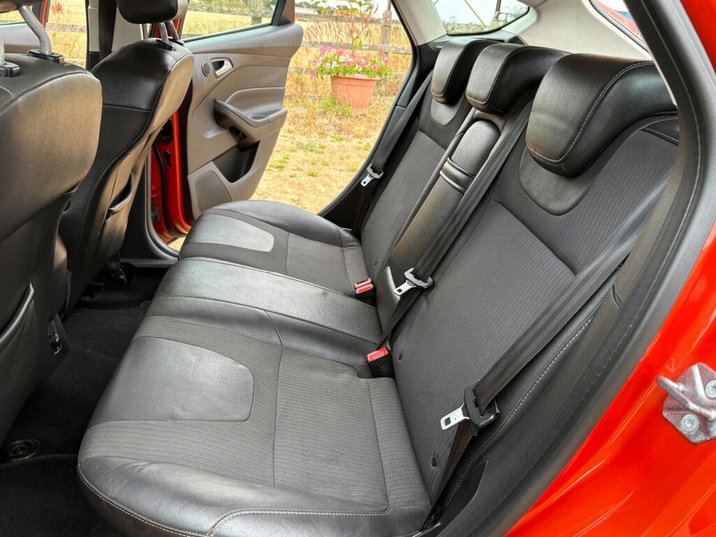 Ford Focus 1.6 Tdci 115 Zetec Silver #15