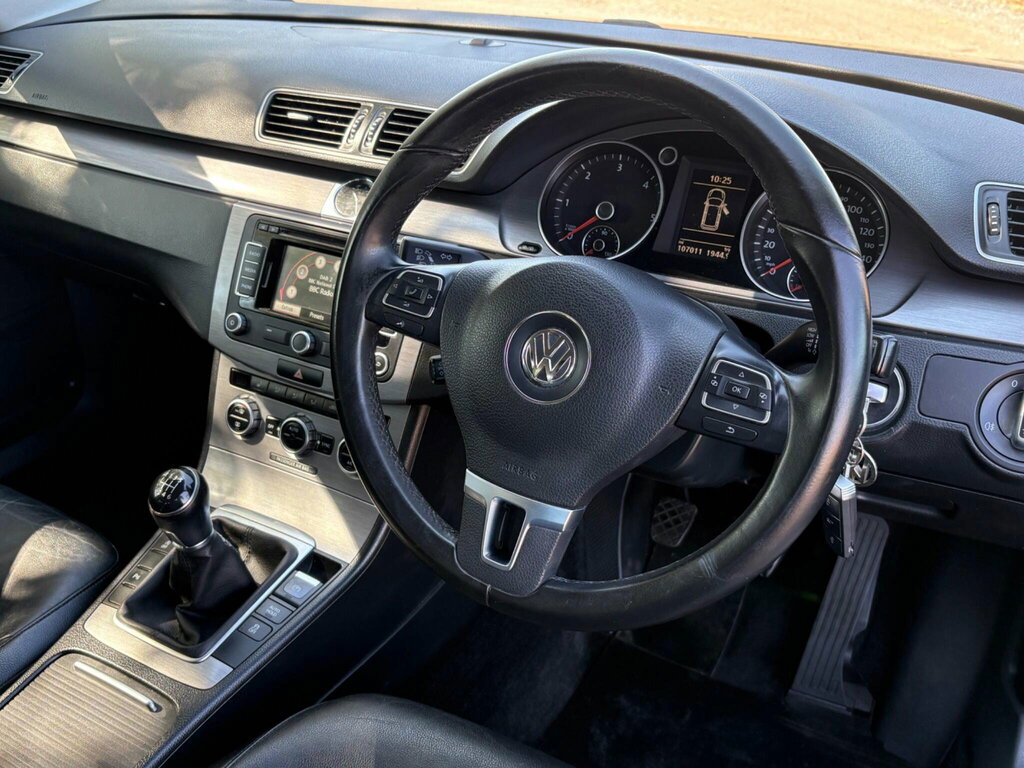 Volkswagen Passat 2014 64 Reg Estate 119,000 Miles 2.0L Au Red #11