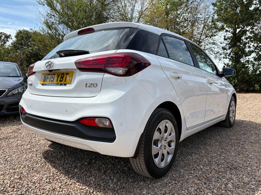Hyundai I20 1.2 S Connect Euro 6 Ss White #6