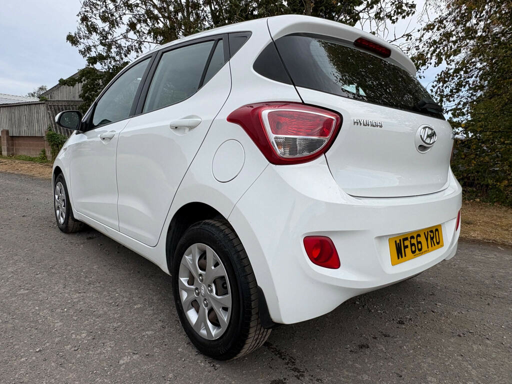Hyundai I10 1.0 Se Euro 5 WF66YRO White #5
