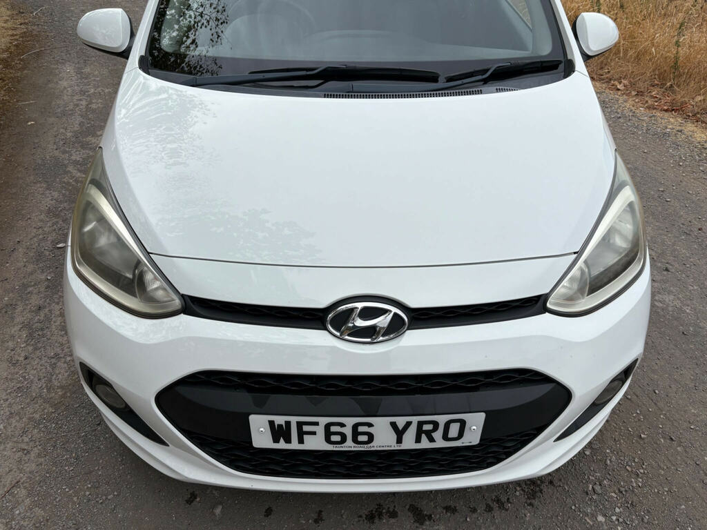 Hyundai I10 1.0 Se Euro 5 WF66YRO White #4