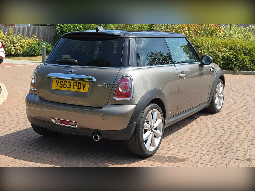 Mini Hatch 1.6 Cooper Euro 5 Ss YS63PDV Silver #4