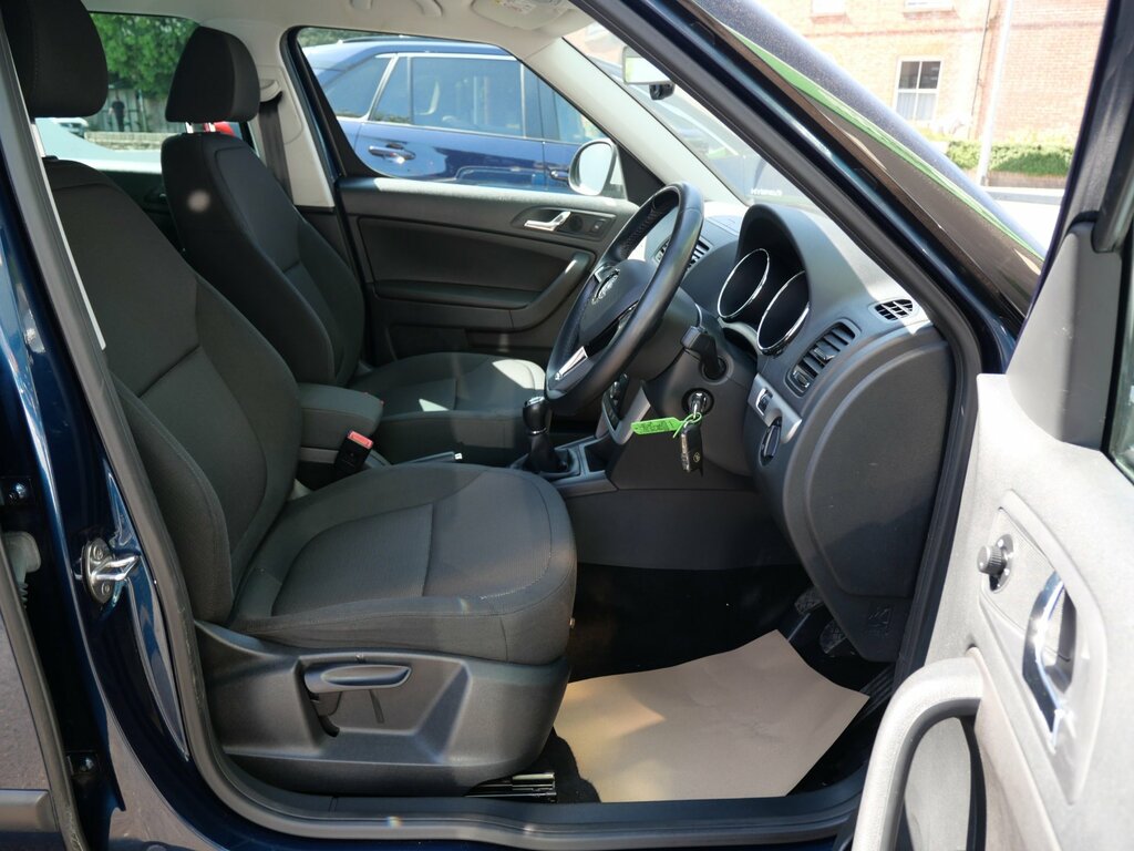 Skoda Yeti 2.0 Tdi Laurin Klement Beige #7