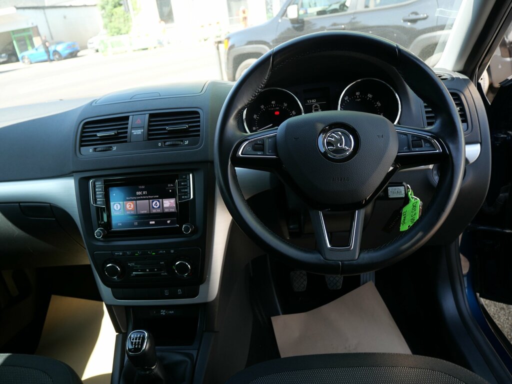 Skoda Yeti 2.0 Tdi Laurin Klement Beige #15