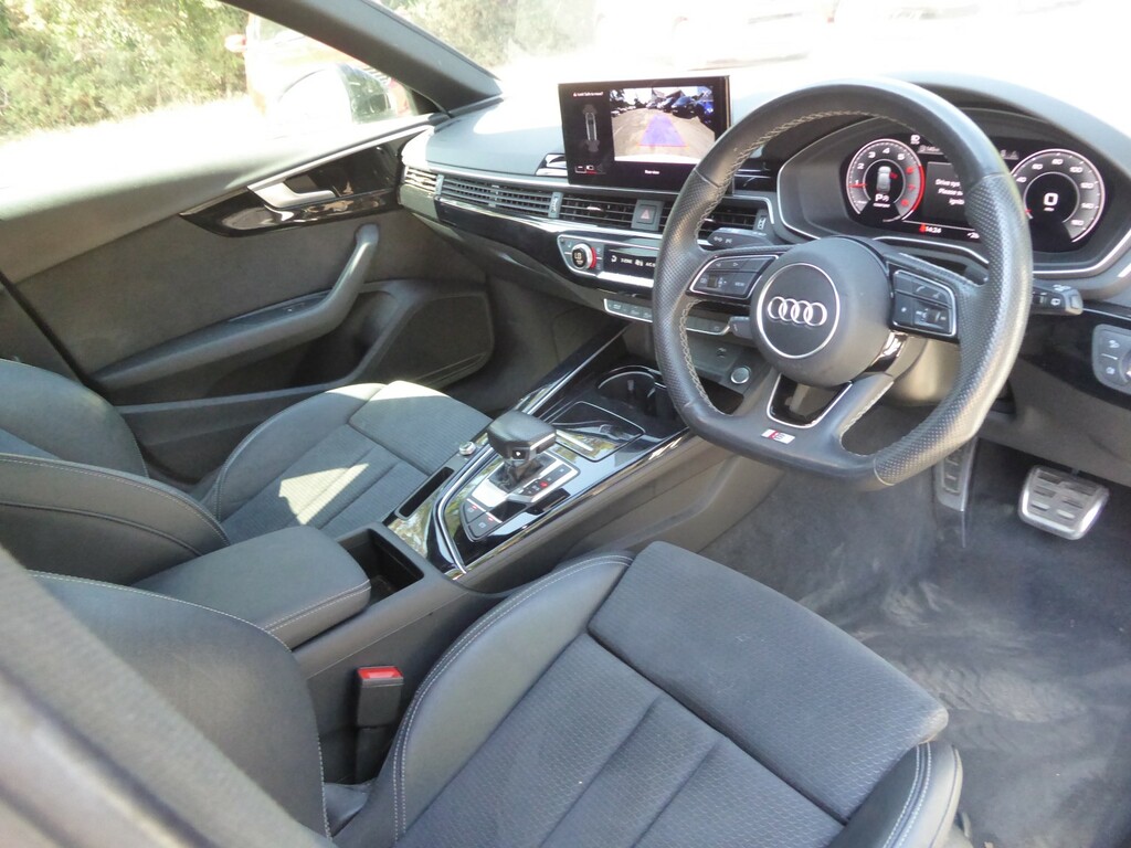 Audi A4 Avant 2.0 Tfsi 35 Black Edition White #6