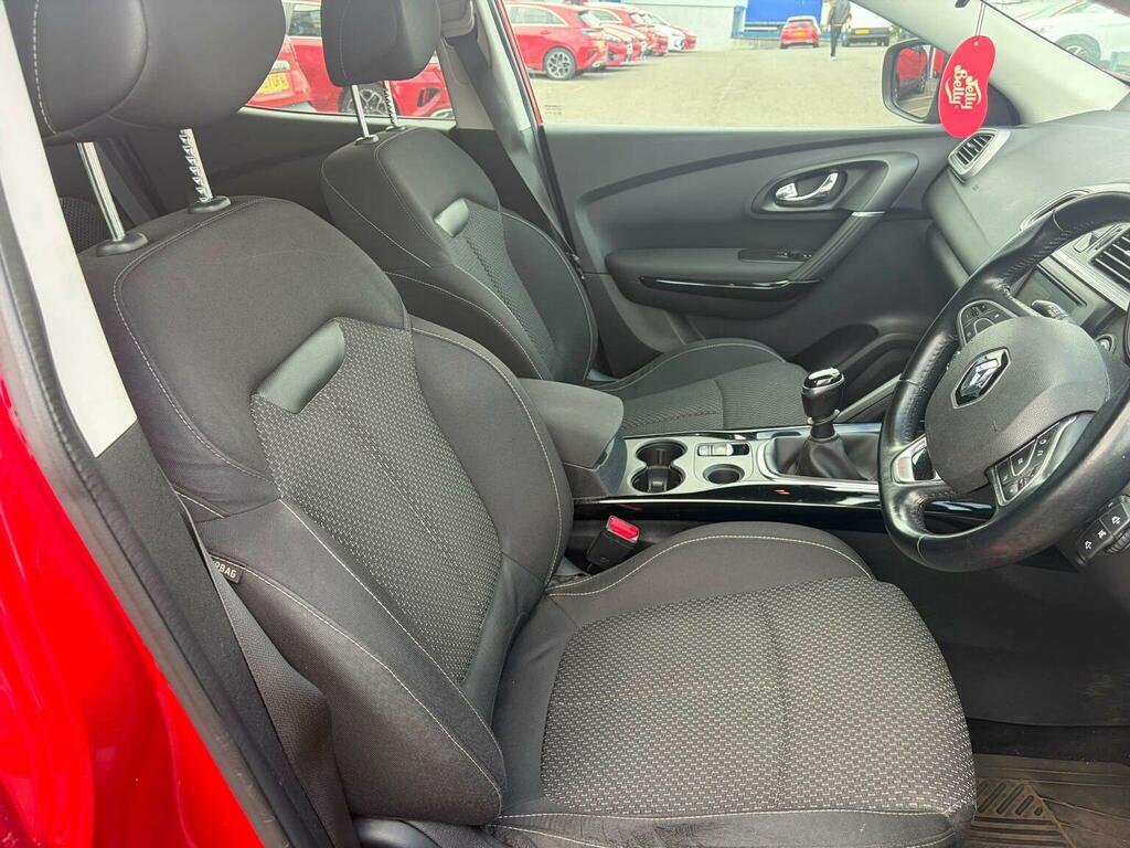 Renault Kadjar 1.2 Tce Signature Nav Suv White #12