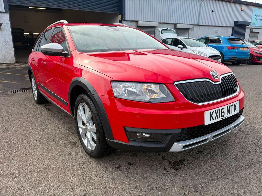 Skoda Octavia 2.0 Tdi Scout Dsg 4Wd Euro 6 Ss Red #2