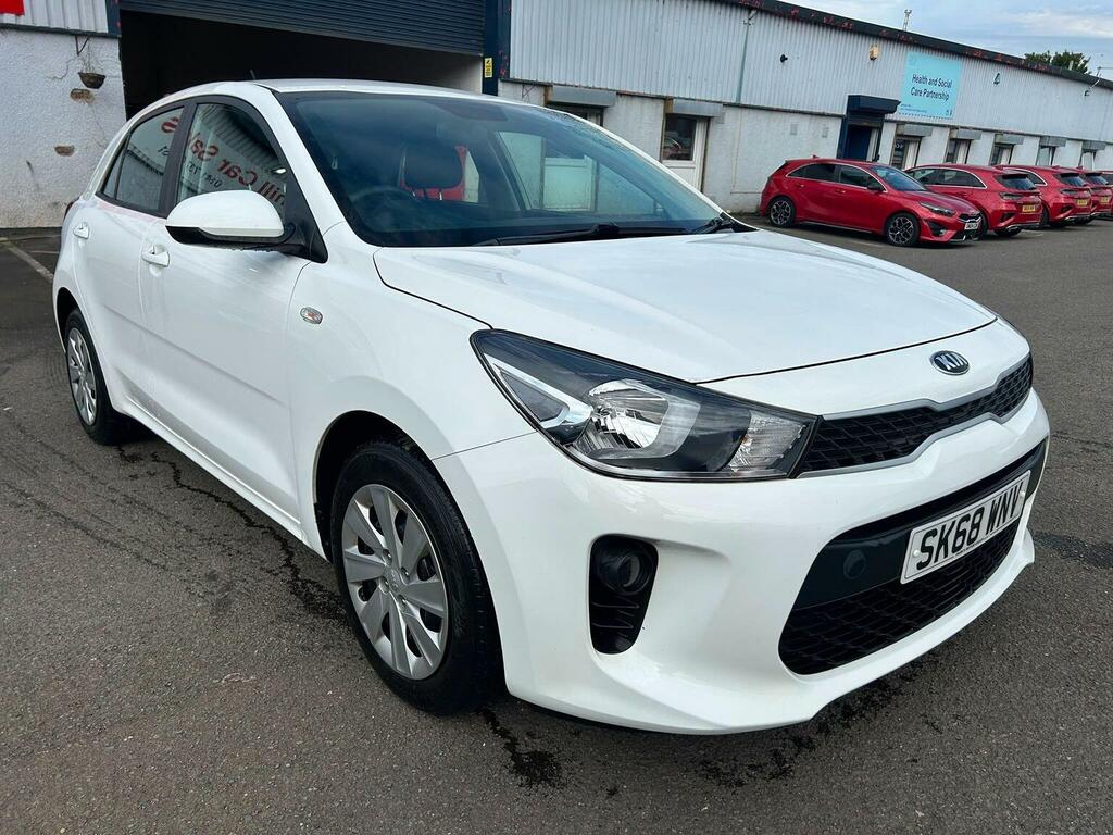 Kia RIO Hatchback 1.25 1 Euro 6 Ss 201868 White #2