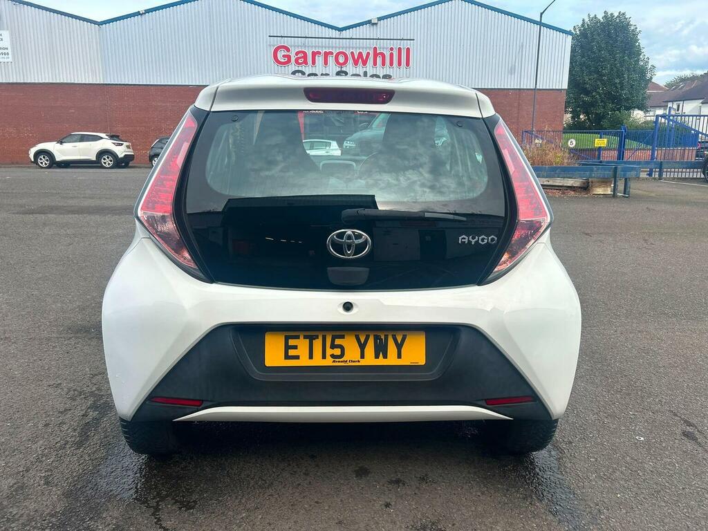Toyota Aygo 1.0 Vvt-i X-play Euro 5 Euro 5 White #6