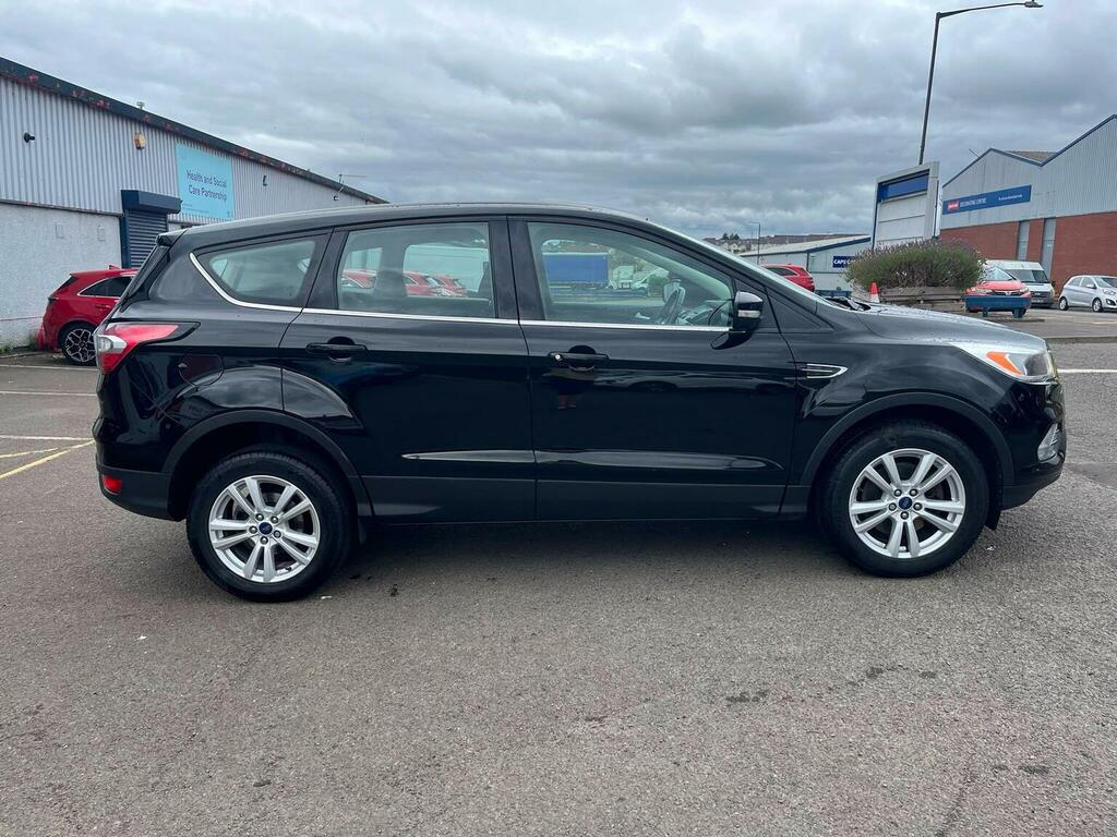Ford Kuga 1.5 Tdci Zetec Euro 6 Ss Black #4