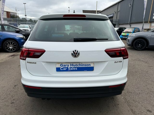 Volkswagen Tiguan 2.0 Tdi Bluemotion Tech Se Suv E White #4