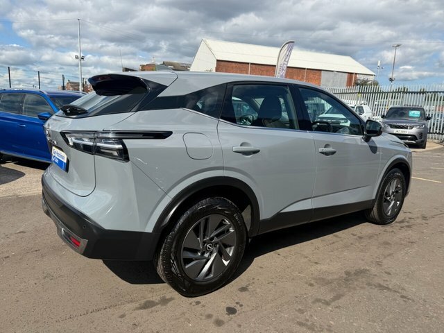 Nissan Qashqai 1.3 Dig-t Mhev N-connecta Suv Hybrid Xt Black #23