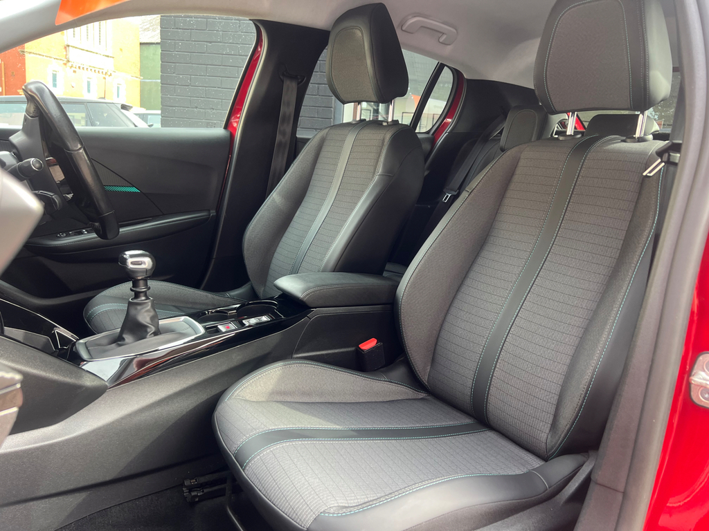Peugeot 208 Puretech Allure Ss #4