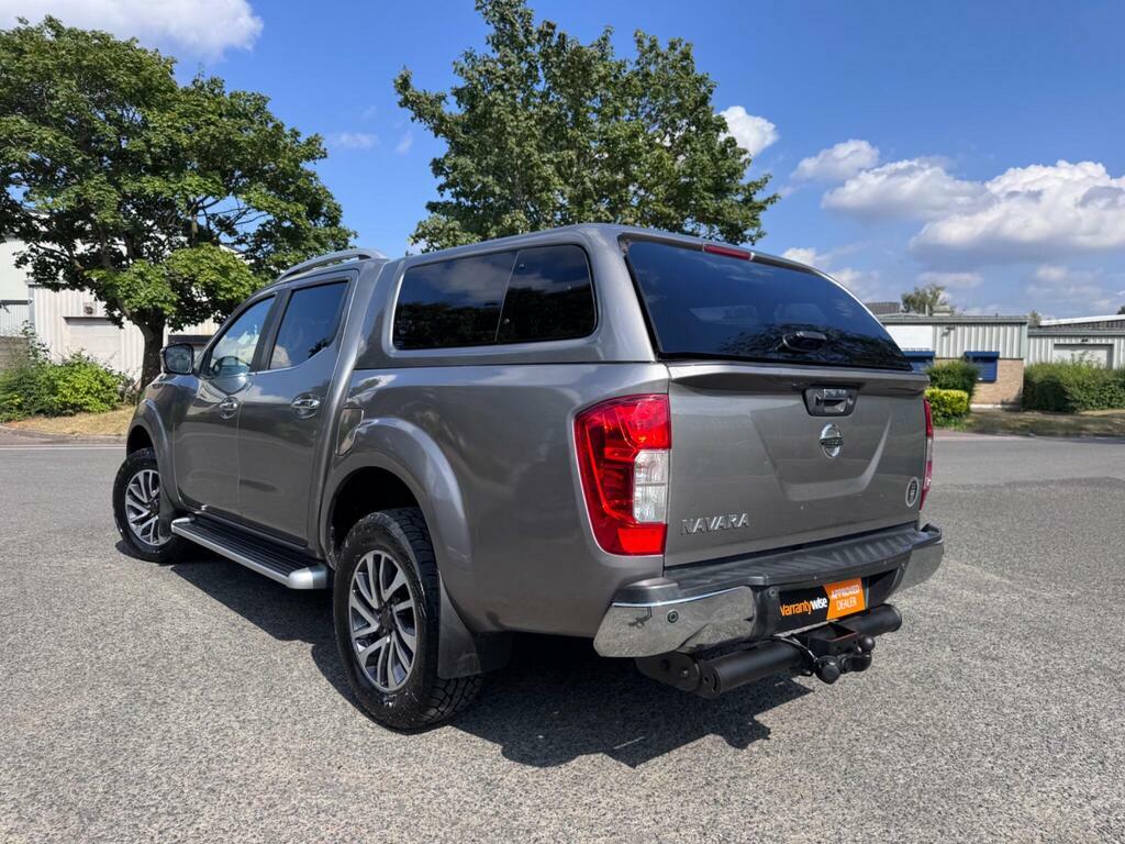 Nissan Navara 2.3 Dci Tekna Pickup Double Cab Grey #5