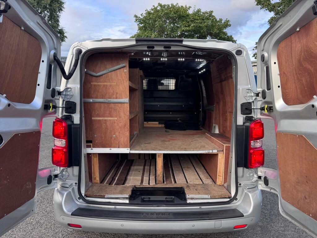 Toyota PROACE 1.6D 95 Comfort Van Silver #10