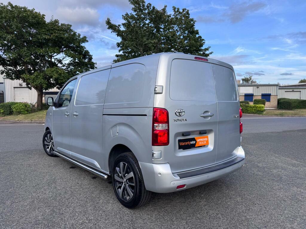 Toyota PROACE 1.6D 95 Comfort Van Silver #8