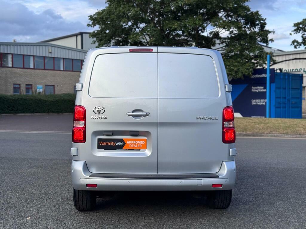 Toyota PROACE 1.6D 95 Comfort Van Silver #9