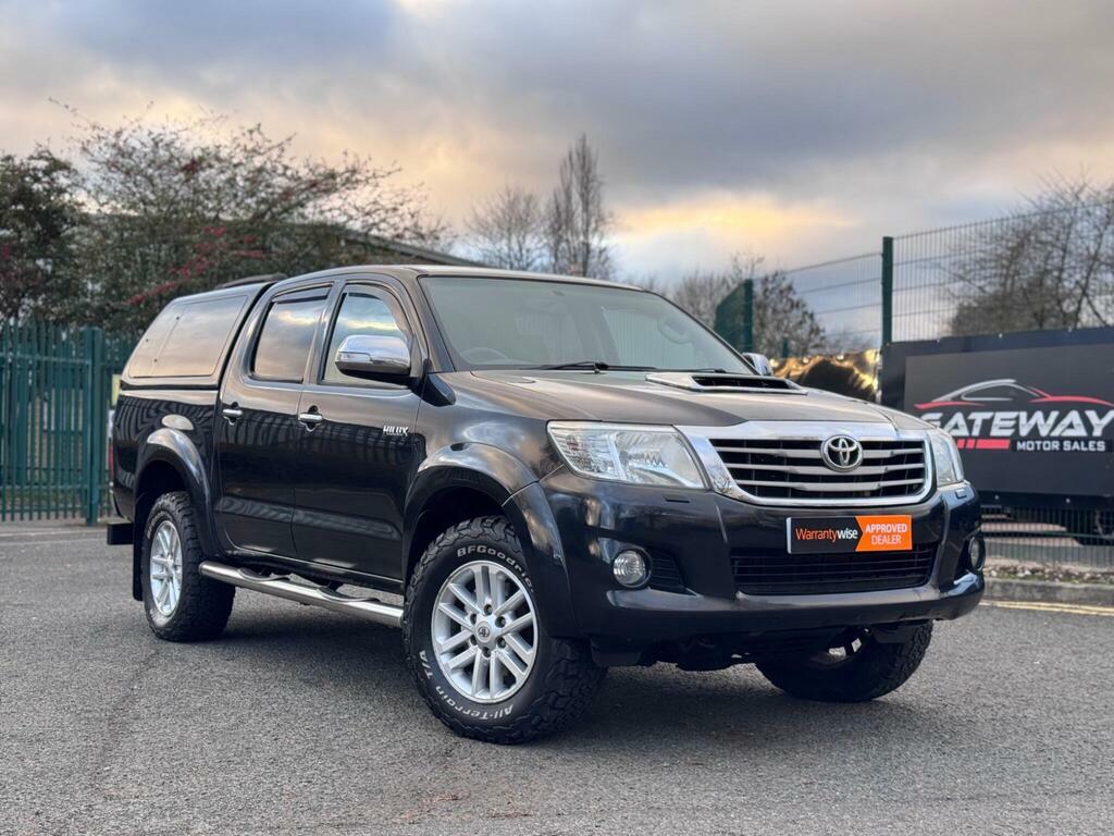 Toyota HILUX 3.0 D-4d Invincible 4Wd Black