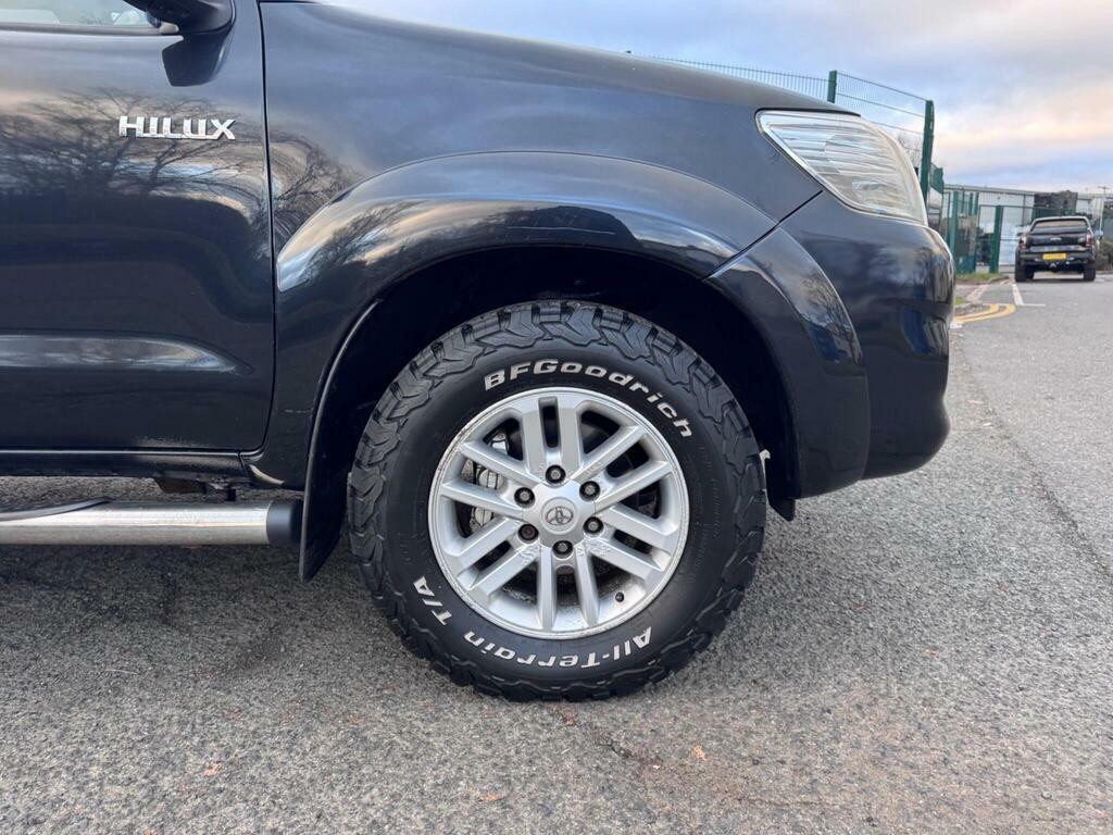 Toyota HILUX 3.0 D-4d Invincible 4Wd Grey #13