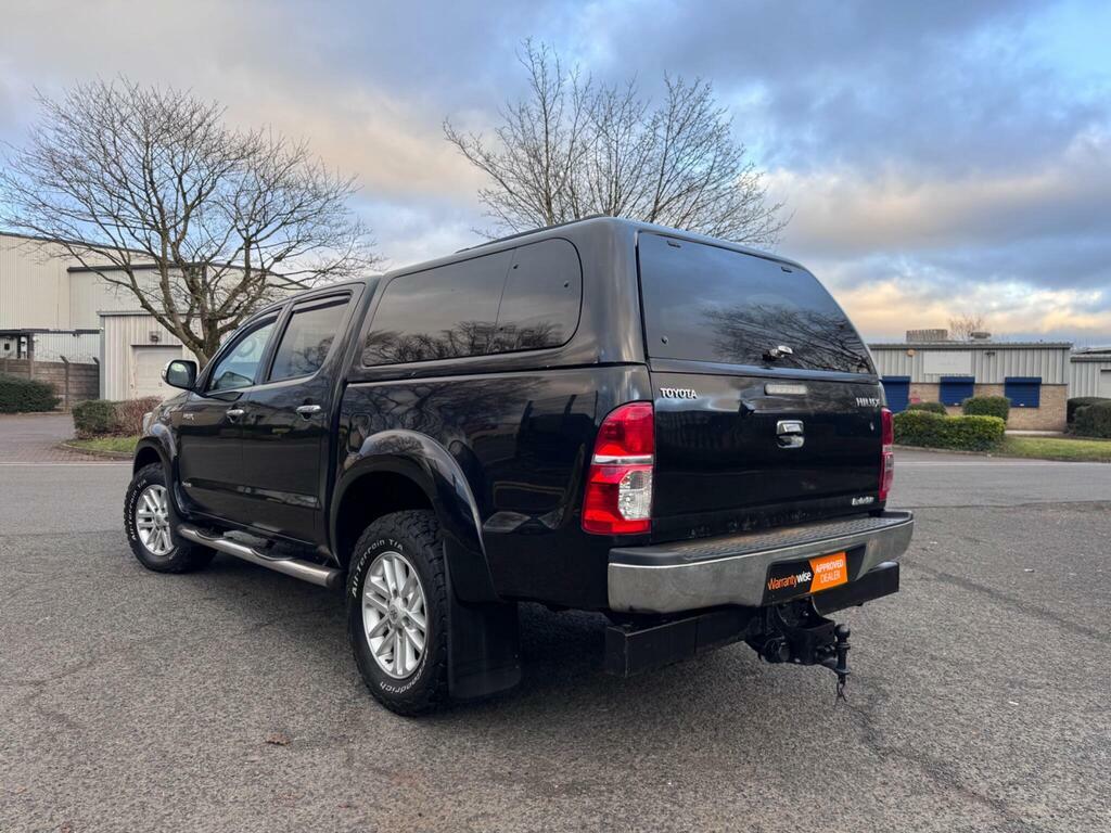 Toyota HILUX 3.0 D-4d Invincible 4Wd Black #6